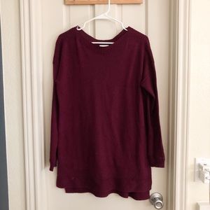 Burgundy sweat shirt